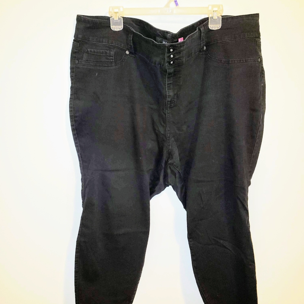 Torrid black extra short jeggings